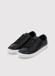 PAKO LORENTE – Czarne sneakersy męskie. Czarne buty sportowe męskie Pako Lorente, bez wzorów, bez zapięcia. Za 199.99 zł.