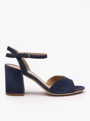 Granatowe sandały na słupku. Niebieskie sandały damskie Ryłko, bez wzorów, ze skóry, z okrągłym noskiem, bez obcasa, na obcasie, bez zapięcia. Za 399.99 zł.