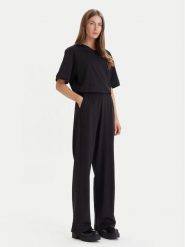 G-Star Raw Kombinezon D28670-B771 Czarny Relaxed Fit. Czarne sukienki damskie G-Star Raw, m, bez wzorów, z bawełny, retro, bez kołnierzyka, bez ramiączek. Za 389.99 zł.