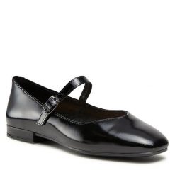 Półbuty Lasocki. Czarne półbuty damskie Lasocki, bez wzorów, bez obcasa, na płaskiej podeszwie, bez zapięcia. Za 159.99 zł.