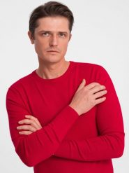 Męski klasyczny sweter z wiskozą BASIC z okrągłym dekoltem – czerwony V5 OM-SWBS-0106 - XXL. Czerwone swetry męskie Ombre Clothing, l, bez wzorów, z wiskozy, klasyczne, bez kołnierzyka, bez ramiączek. W wyprzedaży za 89.99 zł.