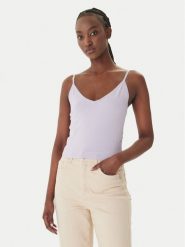 Guess Top O6GR01 Z5302 Fioletowy Regular Fit. Fioletowe topy damskie Guess, xs, z aplikacjami, z wiskozy, bez kołnierzyka, bez ramiączek. Za 236.99 zł.