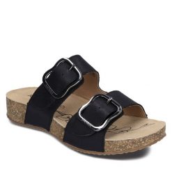 Klapki Josef Seibel. Czarne klapki damskie Josef Seibel, bez wzorów, bez obcasa, bez zapięcia. Za 249.99 zł.