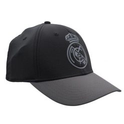 Real Madryt czapka z daszkiem Cap szara. Szare czapki damskie REAL MADRID, bez wzorów, sportowe. W wyprzedaży za 99.29 zł.