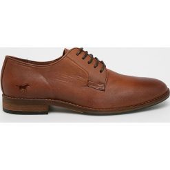 Mustang - Półbuty. Brązowe buty wizytowe męskie Mustang, bez wzorów, z gumy, z okrągłym noskiem, bez obcasa, bez zapięcia. W wyprzedaży za 279.90 zł.