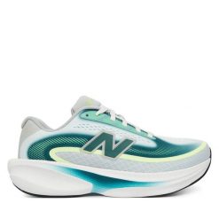 Buty do biegania New Balance. Zielone obuwie sportowe damskie New Balance, bez wzorów, bez zapięcia, do biegania. Za 649.99 zł.