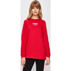 Tommy Hilfiger - Bluza. Czerwone bluzy damskie Tommy Hilfiger, s, bez wzorów, z bawełny, bez ramiączek, bez kaptura. W wyprzedaży za 219.90 zł.