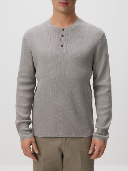 Sweter henley - jasnoszary. Szare swetry męskie Reserved, l, bez wzorów, z dzianiny, bez kołnierzyka, bez ramiączek. Za 129.99 zł.