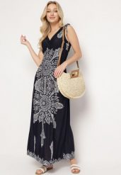 Granatowa Sukienka w Stylu Boho z Gumką w Pasie i Troczkami na Ramionach Aretava. Niebieskie sukienki damskie Born2be, na co dzień, l, bez wzorów, boho, bez kołnierzyka, bez ramiączek, maxi, proste. Za 44.99 zł.