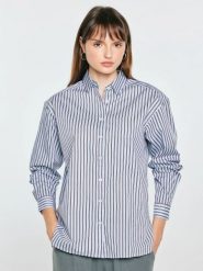 Koszula damska w kontrastowe paski niebieska tinisa 400. Niebieskie koszule damskie BIG STAR, l, bez wzorów, z bawełny, klasyczne, bez kołnierzyka, bez ramiączek. Za 229.99 zł.