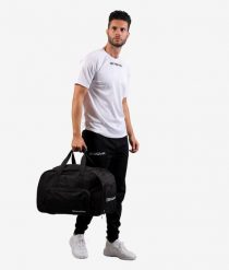 Torba sportowa Givova Palestra czarna. Czarne torby na ramię męskie Givova, z poliesteru, na ramię. Za 177.99 zł.