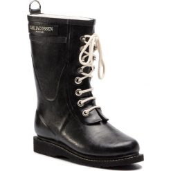 Kalosze ILSE JACOBSEN - RUB15 Black 01. Czarne kalosze damskie Ilse Jacobsen, bez wzorów, z kauczuku, bez zapięcia. W wyprzedaży za 399.00 zł.