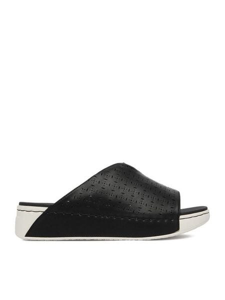 Go Soft Klapki CEO-R26SS02248 Czarny. Czarne klapki damskie GO SOFT, bez wzorów, ze skóry, bez obcasa, bez zapięcia. Za 95.99 zł.