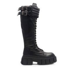 Kozaki Jenny Fairy. Czarne kozaki damskie Jenny Fairy, bez wzorów, bez obcasa, na płaskiej podeszwie, bez zapięcia. Za 249.99 zł.