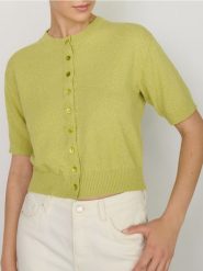 Sweter z krótkim rękawem - jasnozielony. Zielone swetry nierozpinane damskie Reserved, l, bez wzorów, z bawełny, bez kołnierzyka, bez ramiączek. W wyprzedaży za 59.99 zł.