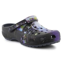 Klapki Crocs Classic Meta Scape Clog U 208455-4EA czarne. Czarne klapki damskie bez wzorów, z materiału, bez zapięcia. Za 374.47 zł.