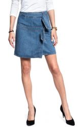 SPÓDNICA JEANSOWA MUSTANG Wrap Skirt 1007016 5000 680. Niebieskie spódnice damskie Mustang, bez wzorów, z jeansu, trapezowe. W wyprzedaży za 69.99 zł.