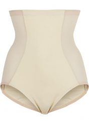 Figi silnie modelujące. Białe majtki damskie bonprix. Za 79.99 zł.