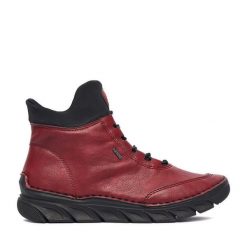 Botki Rieker. Czerwone botki damskie Rieker, bez wzorów, bez obcasa, na płaskiej podeszwie, bez zapięcia. Za 369.99 zł.