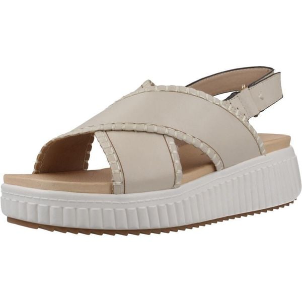 Sandały CARMELA 162244C Beżowy. Brązowe sandały damskie Carmela, bez wzorów, ze skóry, bez obcasa, bez zapięcia. Za 331.99 zł.