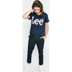 Lee - Jeansy. Niebieskie jeansy damskie Lee, bez wzorów, z dzianiny. W wyprzedaży za 229.90 zł.