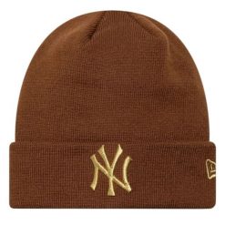 Czapka damska Wmns Metallic Logo Beanie New York Yankees Hat. Brązowe czapki damskie New Era, bez wzorów, z materiału, sportowe. Za 129.99 zł.