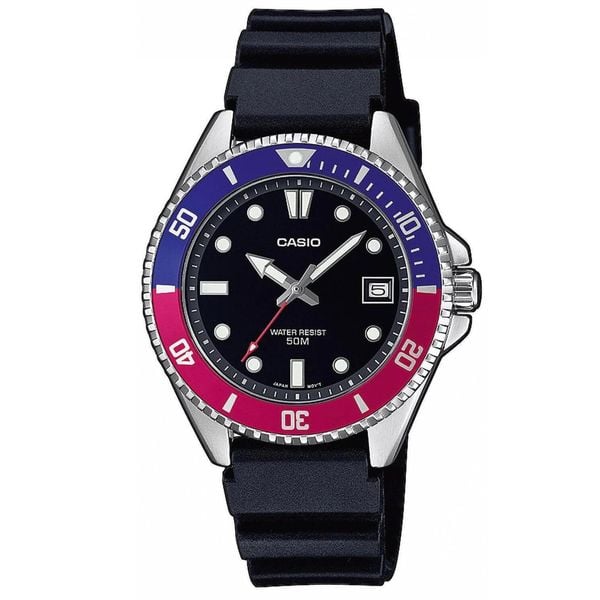 Zegarek Unisex Casio DIVER. Czarne zegarki męskie Casio, bez wzorów. W wyprzedaży za 370.00 zł.