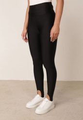 Czarne Legginsy z Wysokim Stanem Zakończone Zapiętkami Evalla. Czarne legginsy damskie Born2be, bez wzorów, z jeansu. Za 79.99 zł.