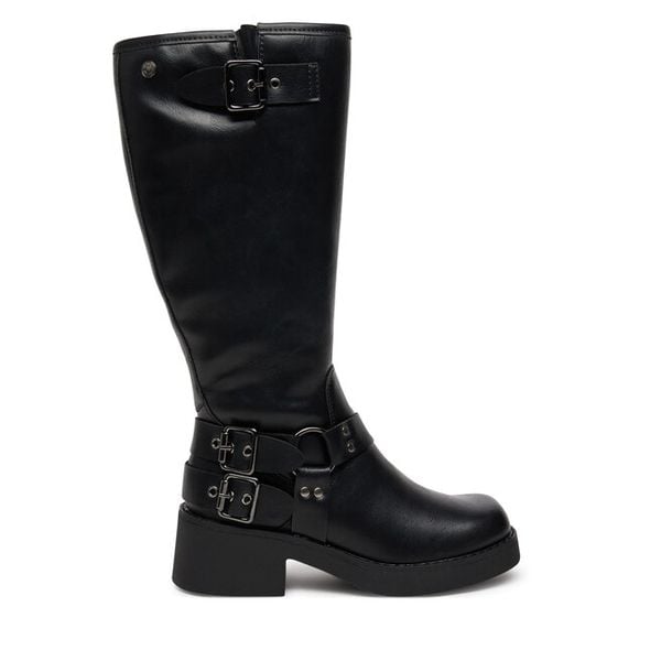 Kozaki Refresh. Czarne kozaki damskie Refresh, bez wzorów, bez obcasa, na płaskiej podeszwie, bez zapięcia. Za 199.99 zł.