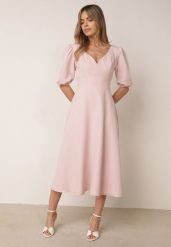 Różowa Elegancka Sukienka z Bufiastymi Rękawami i Wiązaniem na Plecach Zeepy. Czerwone sukienki damskie Born2be, l, bez wzorów, eleganckie, bez kołnierzyka, bez ramiączek, midi, dopasowane. Za 249.99 zł.