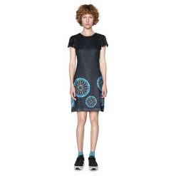 Desigual Sukienka damska Vest Dafne 18SWVWET 5001 (rozmiar 36). Spódnice damskie Desigual, bez wzorów, bez kołnierzyka, bez ramiączek. W wyprzedaży za 200.00 zł.