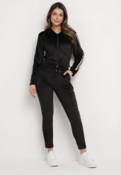 Czarny Welurowy Komplet Dresowy 2-Częściowy z Lampasami Bluza i Spodnie Atiriv. Czarne bluzy damskie Born2be, m, bez wzorów, z dresówki, eleganckie, bez ramiączek, bez kaptura. Za 69.99 zł.