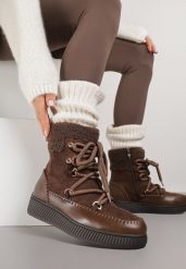 Brązowe Śniegowce z Futerkiem i Ozdobnymi Przeszyciami Zerfe. Brązowe śniegowce damskie Born2be, z jeansu, bez zapięcia. Za 159.99 zł.