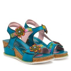 Sandały Laura Vita. Sandały damskie Laura Vita, bez wzorów, bez obcasa, na koturnie, bez zapięcia. Za 459.99 zł.