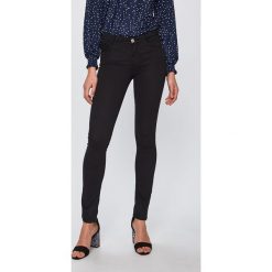 Trussardi Jeans - Spodnie. Czarne spodnie materiałowe damskie TRUSSARDI JEANS, bez wzorów, z bawełny, casualowe. W wyprzedaży za 319.90 zł.