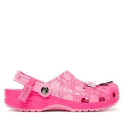 Klapki Crocs. Czerwone klapki damskie Crocs, bez wzorów, bez obcasa, bez zapięcia. Za 249.99 zł.
