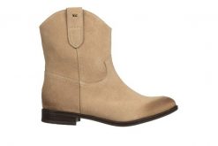Botki Bayla-159 5076 001-P Piasek Welur 159186, Skóra naturalna - 38. Brązowe botki damskie Bayla, bez wzorów, z gumy, eleganckie, bez obcasa, bez zapięcia. W wyprzedaży za 299.00 zł.