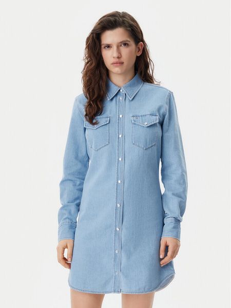 Tommy Jeans Sukienka jeansowa DW0DW20111 Niebieski Regular Fit. Niebieskie sukienki damskie Tommy Jeans, xxs, bez wzorów, z bawełny, bez kołnierzyka, bez ramiączek. Za 249.99 zł.