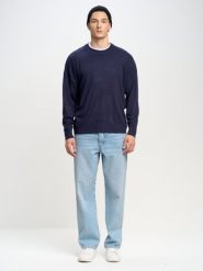 Sweter męski granatowy Stan 403. Niebieskie swetry męskie BIG STAR, l, z aplikacjami, prążkowane, biznesowe, bez kołnierzyka, bez ramiączek. W wyprzedaży za 139.99 zł.
