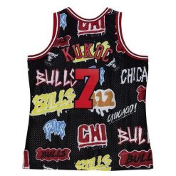Koszulka NBA Chicago Bulls 1997 Toni Kukoc. Czarne bluzki damskie Mitchell & Ness, bez wzorów, sportowe, bez kołnierzyka, bez ramiączek. Za 585.60 zł.