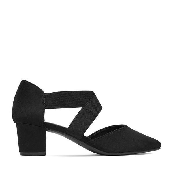 Czółenka JENNY. Czarne czółenka damskie Jenny, bez wzorów, bez obcasa, bez zapięcia. Za 119.99 zł.