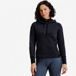 Bluza jeździecka z kapturem damska czarna. Czarne bluzy damskie FOUGANZA, na lato, l, bez wzorów, z bawełny, eleganckie, bez ramiączek, z kapturem. Za 139.99 zł.