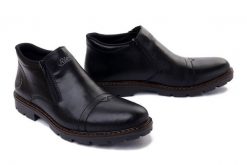 RIEKER 12194-00 schwarz, botki męskie. Czarne botki męskie Rieker, na zimę, bez wzorów, bez obcasa, bez zapięcia. Za 419.90 zł.