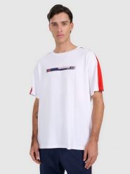 4F T-shirt oversize z nadrukiem męski - biały L. Białe t-shirty męskie 4F, l, bez wzorów, z bawełny, bez kołnierzyka, bez ramiączek. Za 69.99 zł.