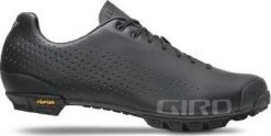 Giro Buty męskie GIRO EMPIRE VR90 black roz.42,5 (NEW) uniwersalny. Czarne buty sportowe męskie Giro, bez wzorów, bez zapięcia. Za 1,245.91 zł.