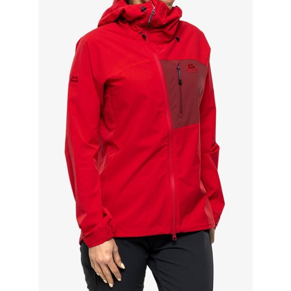 Kurtka softshell damska Mountain Equipment Squall Hooded Jacket. Czerwone kurtki sportowe damskie MOUNTAIN EQUIPMENT, bez wzorów, z softshellu, bez ramiączek, bez kaptura, trekkingowe. Za 545.99 zł.
