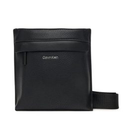 Saszetka Calvin Klein. Czarne saszetki i nerki męskie Calvin Klein, bez wzorów. Za 189.99 zł.