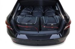 Torby Do Bagażnika Skoda Superb Liftback Phev 2019-2024 5Szt Kjust. Czarne torby podróżne damskie KJUST, bez wzorów, z kauczuku. Za 1,624.00 zł.
