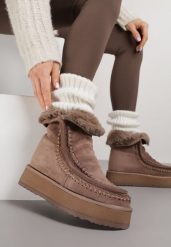 Ciemnobeżowe Śniegowce z Przeszyciami Oliwedea. Brązowe śniegowce damskie Born2be, z jeansu, bez zapięcia. Za 159.99 zł.