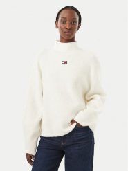 Tommy Jeans Sweter Badge DW0DW23349 Biały Relaxed Fit. Białe swetry nierozpinane damskie Tommy Jeans, xxs, bez wzorów, z jeansu, bez kołnierzyka, bez ramiączek. Za 449.99 zł.